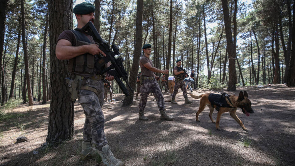 İstanbul polisi yangına karşı teyakkuzda
