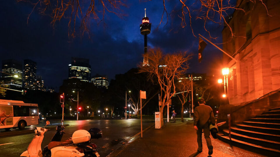 Sidney'de Kovid-19 yasakları için askerler devrede!