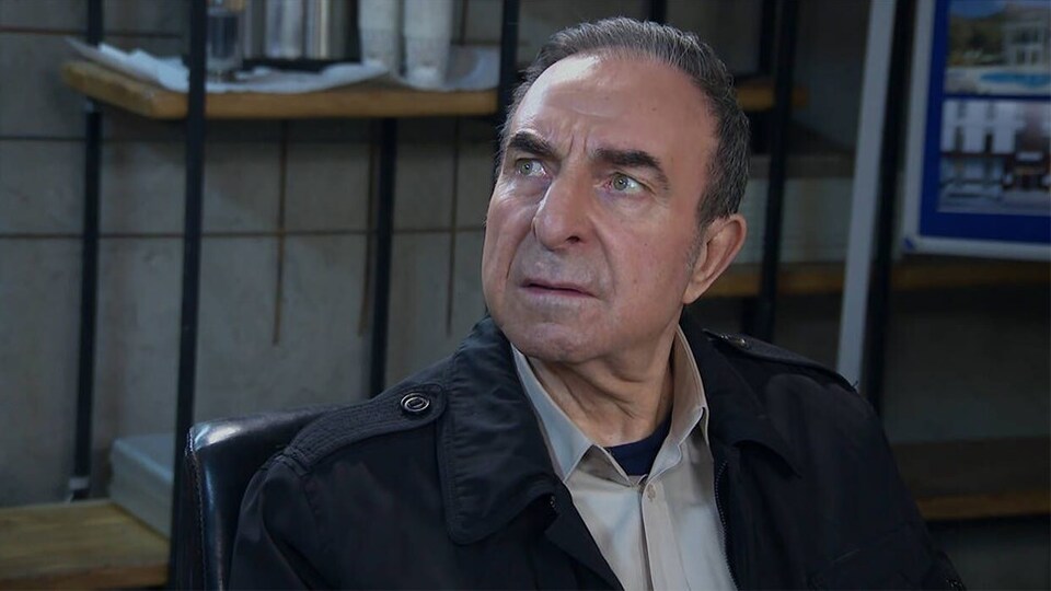 Arka Sokaklar Rıza Baba diziden ayrılacak mı?