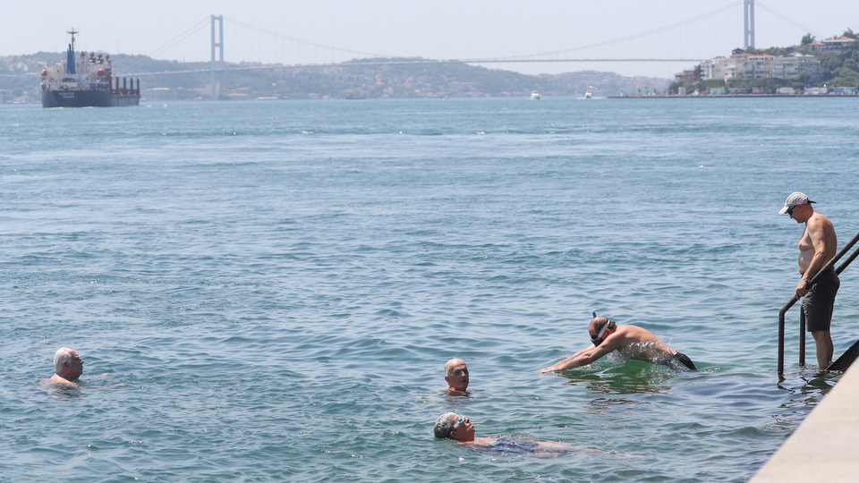 Meteoroloji'den 'sıcak hava' uyarısı