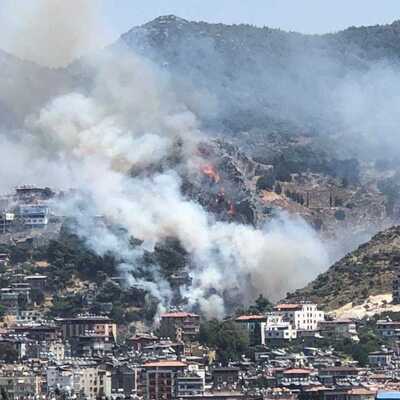 Hatay'da evler tahliye edildi!