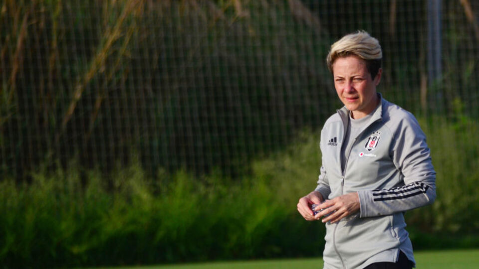 Beşiktaş'ta Bahar Özgüvenç'le yollar ayrıldı