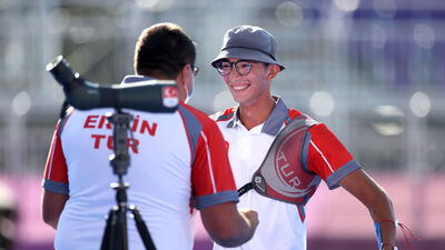 Şapkanın sırrı ortaya çıktı!