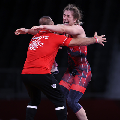 Yasemin Adar'dan tarihi madalya!