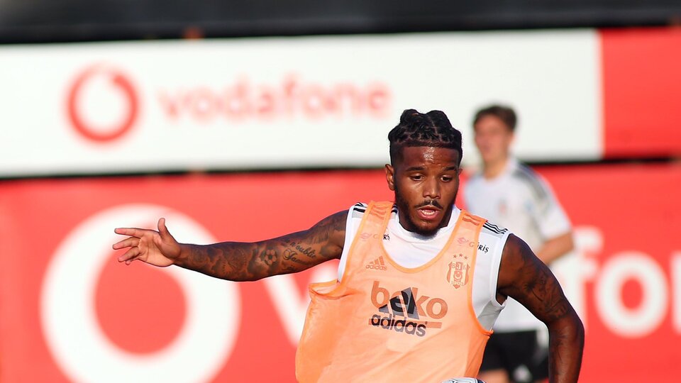 Beşiktaş'ta Rosier, takımla çalıştı