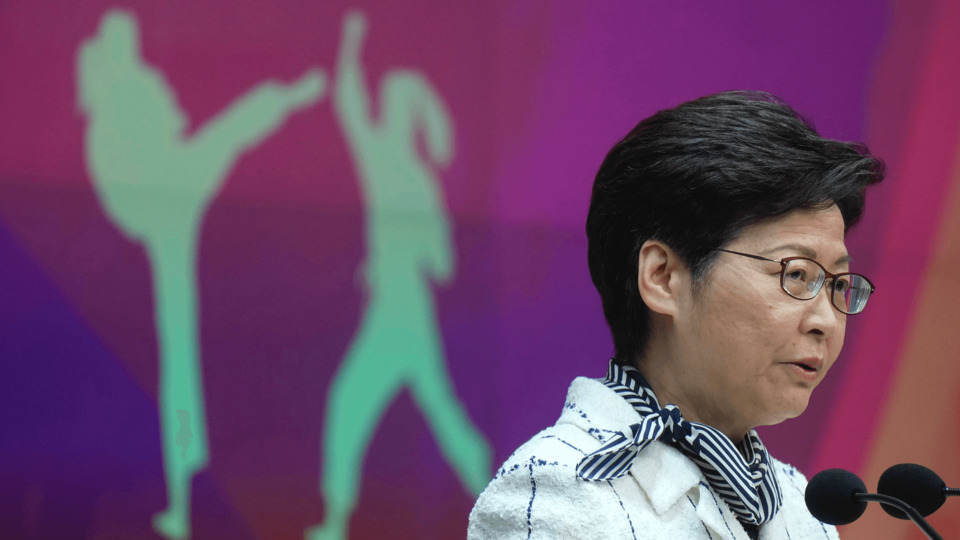 Hong Kong'da tartışma yaratacak karar