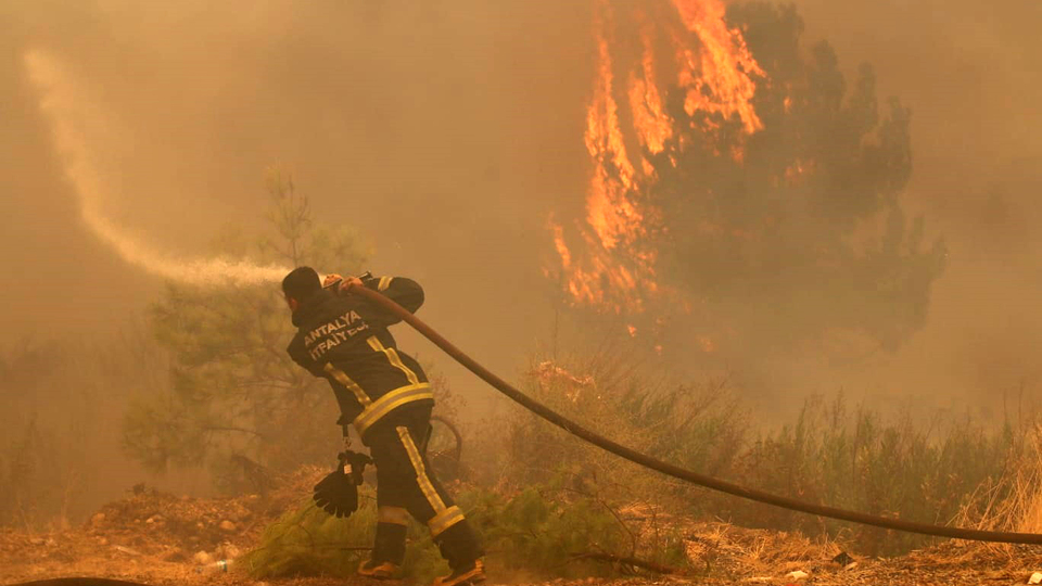 SGK'dan yangınzedelere ilaç kolaylığı