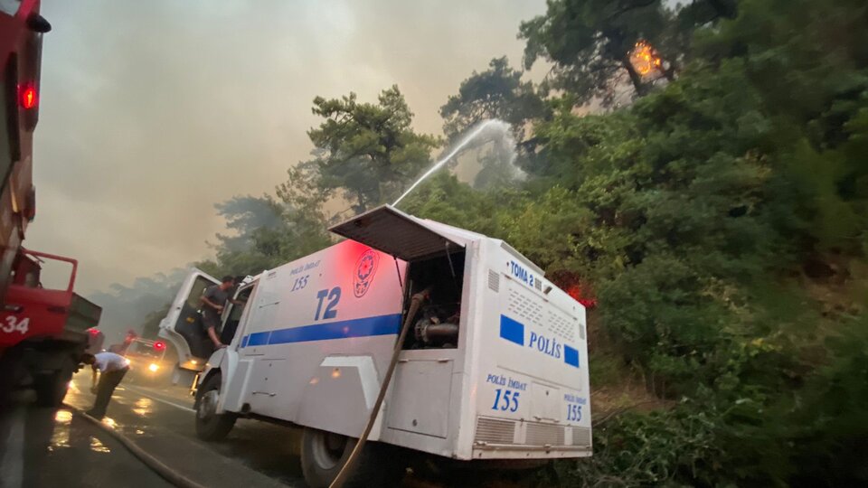 Orman yangınlarına TOMA ile müdahale