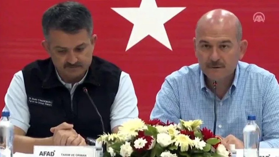 4 Bakandan yangınlarla ilgili açıklamalar