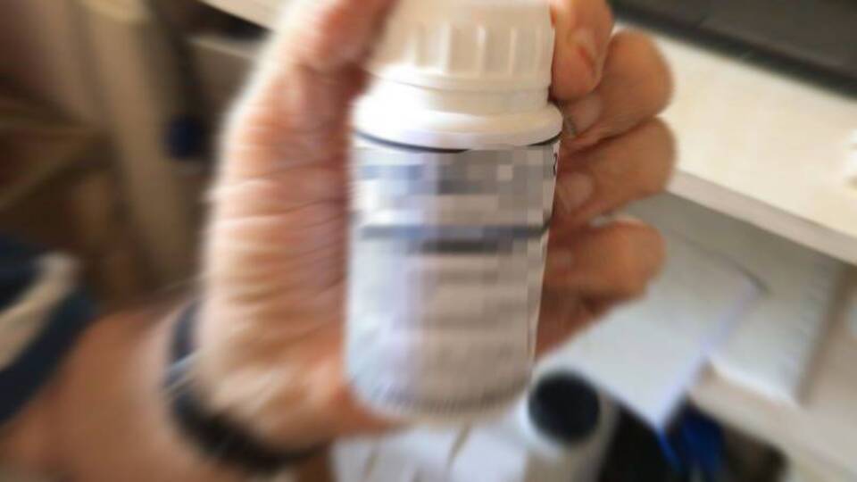 Yaşlı çiftin acı sonu! Vitamin zannettiler