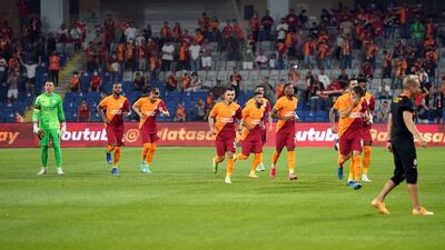 Galatasaray'ın konuğu St. Johnstone