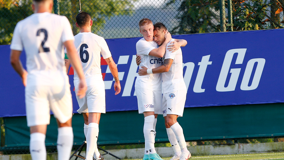 Kasımpaşa farklı kazandı