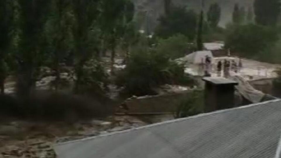 14 kişilik aile böyle kurtuldu!