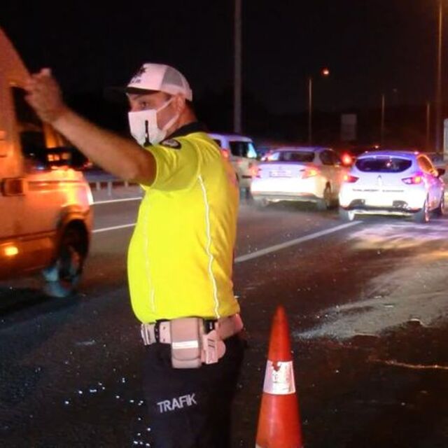 TEM Otoyolu'nda trafik kazası: 3'ü çocuk, 7 yaralı
