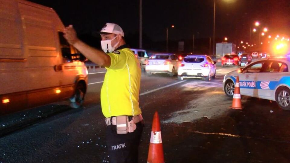 TEM Otoyolu'nda trafik kazası: 3'ü çocuk, 7 yaralı