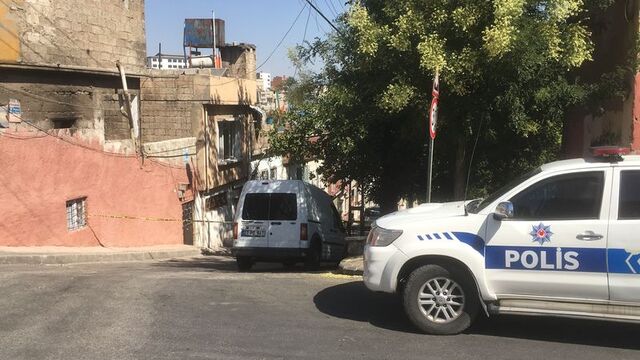 Husumetliler sokakta karşılaştı: 1 ölü, 1 yaralı
