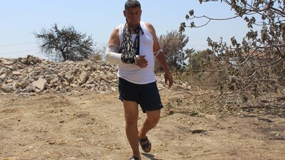 Anne ve babasını alevlerin arasından kurtardı!