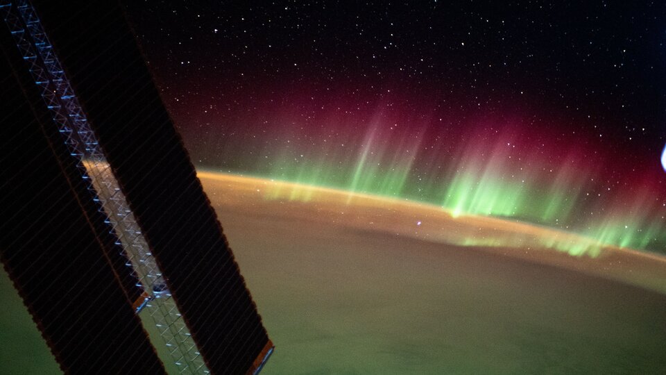 Muhteşem gökyüzü olayı! NASA uzaydan görüntüledi