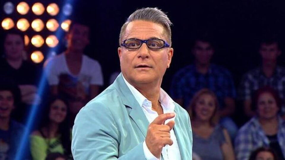 Mehmet Ali Erbil kimdir?