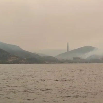 40 km'lik sahil bandı simsiyah!