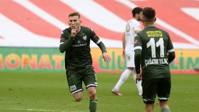 Burak Kapacak kimdir, kaç yaşında, nereli?