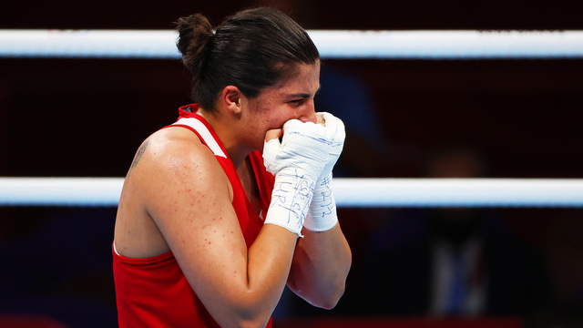 Busenaz Sürmeneli olimpiyat şampiyonu!