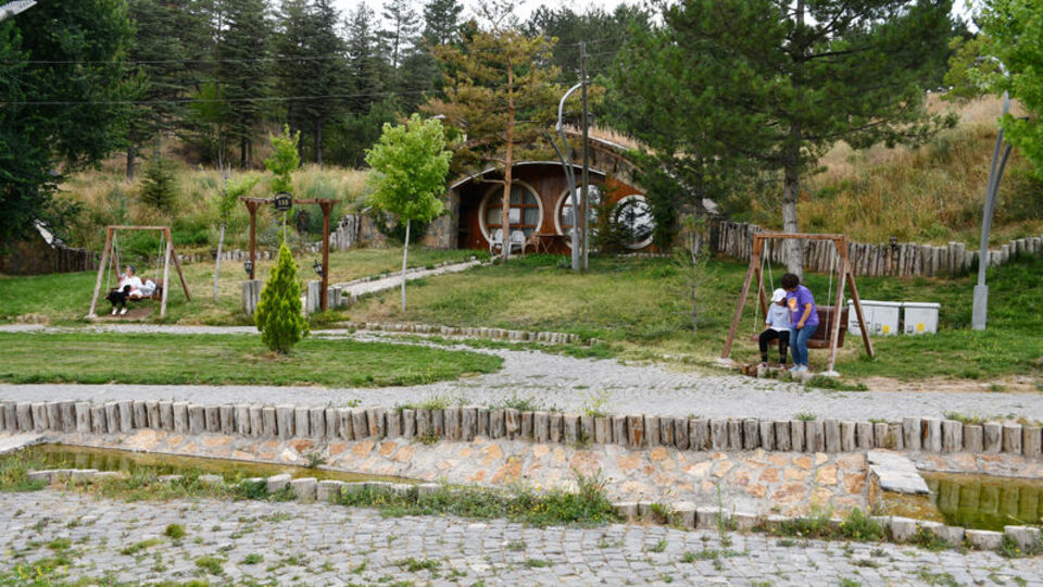 'Hobbit Evleri' normalleşme sürecinde ilgi görüyor