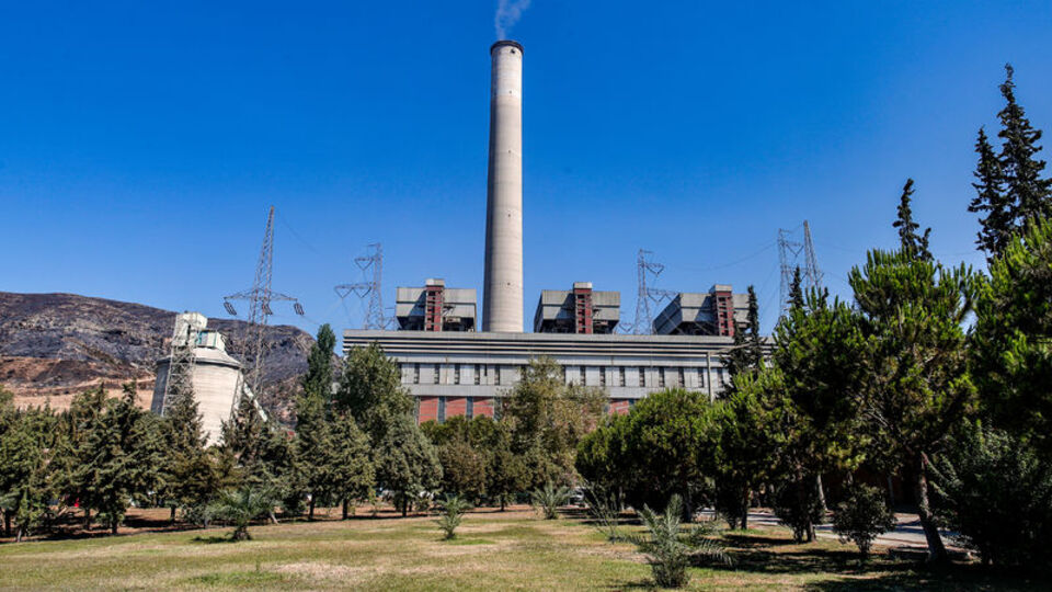 Kemerköy'de elektrik üretimi yeniden başladı
