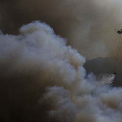 Drone çekimleri yangının tahribatını gözler önüne serdi