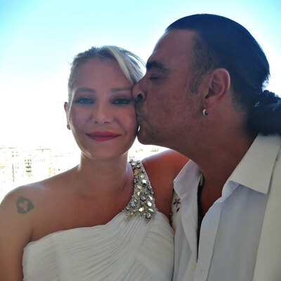 Ünlü şarkıcı 4. kez evlendi