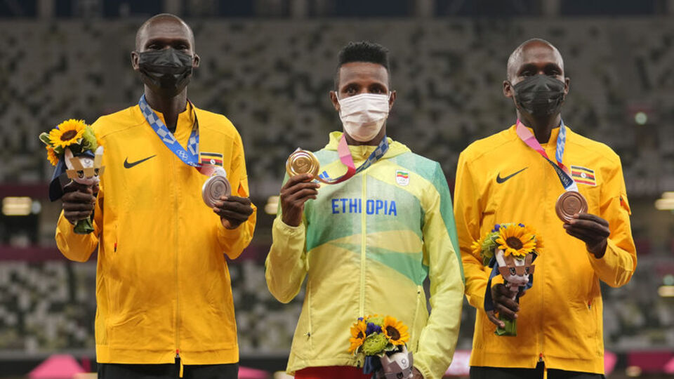 Uganda'dan madalyalı sporculara ödül