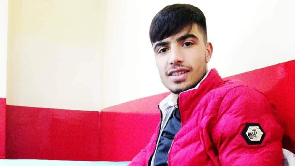 Yıldırım isabet eden genç öldü