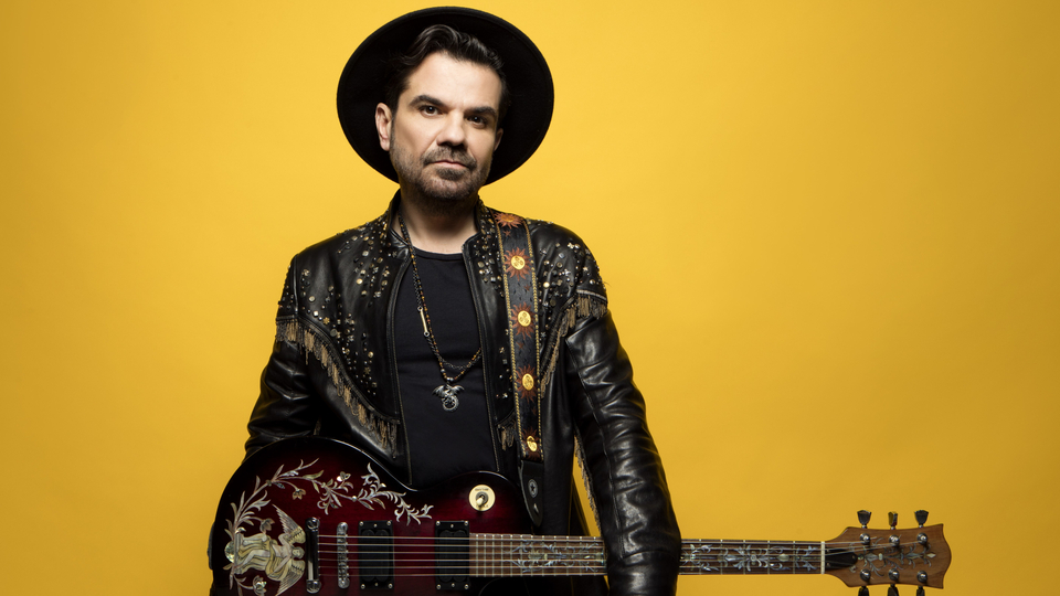 Kenan Doğulu'dan yeni şarkı: Bumaya!