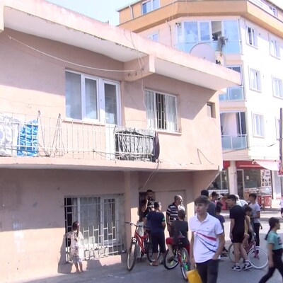 Yabancı uyruklu kişi evinde öldürüldü