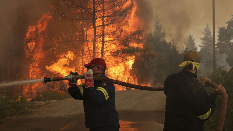Yunanistan'da orman yangınlarının 15. günü!