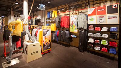 ABD'li spor giyim devi satıldı