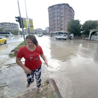 Karadeniz için sağanak yağmur uyarısı