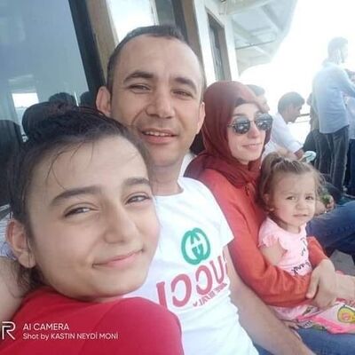 Bu fotoğraftan geriye Elif kaldı!