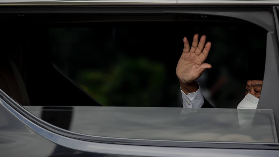 Malezya Başbakanı Muhyiddin Yasin istifa etti