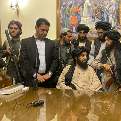 Taliban Kabil'de: Afganistan'da son durum!