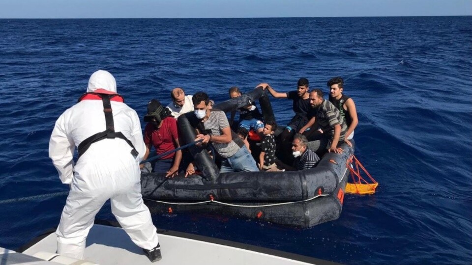 Muğla açıklarında 18 düzensiz göçmen kurtarıldı