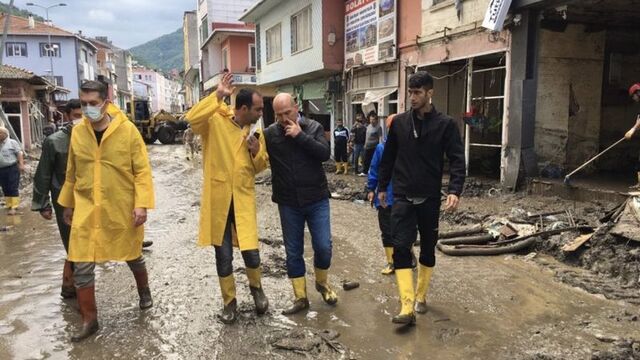 Felaketin yaşandığı Bozkurt'ta kaymakam değişimi