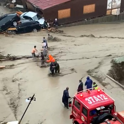 Mahsur kalan üçüzler böyle kurtarıldı!