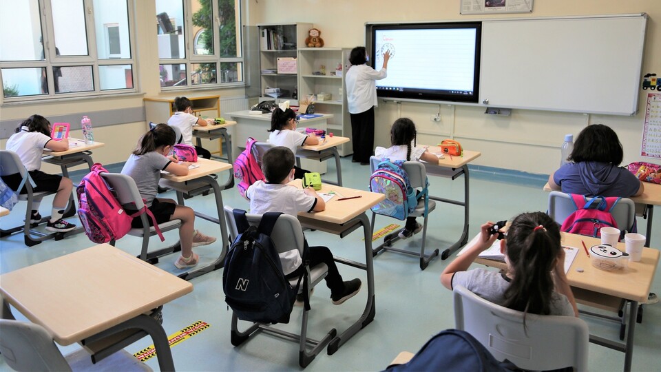 Okulların açılmasına sayılı günler kala kritik açıklama!