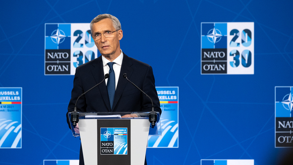 Stoltenberg: Afganistan'da siyasi çöküş yaşandı