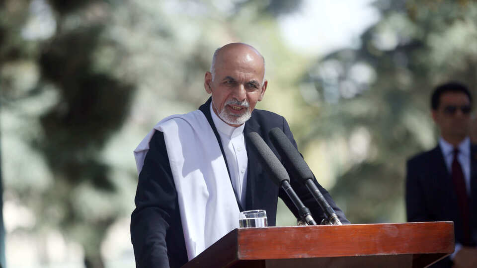 Afganistan Merkez Bankası Başkanı'ndan Eşref Gani'ye suçlama