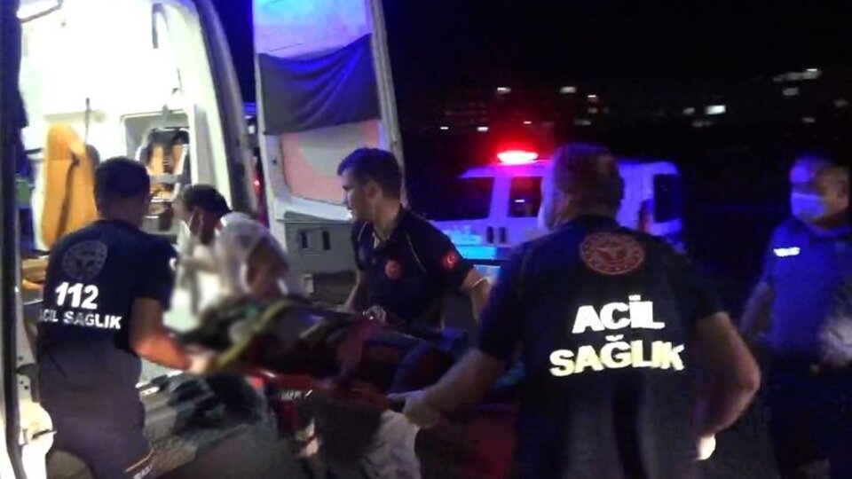 Otomobilin çarptığı bisikletli genç kız kurtarılamadı