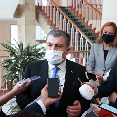 Bakan Koca illere göre haftalık koronavirüs vaka haritasını paylaştı