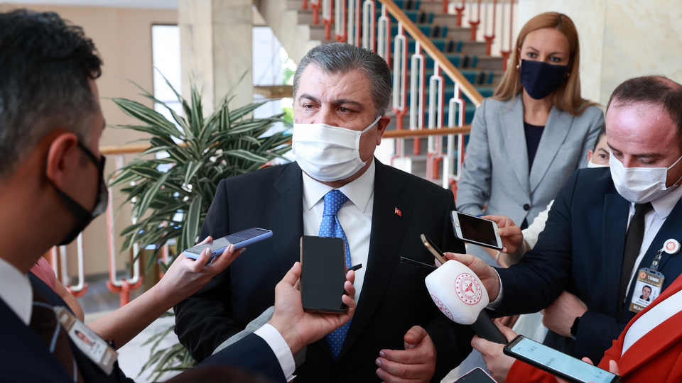 Bakan Koca illere göre haftalık koronavirüs vaka haritasını paylaştı