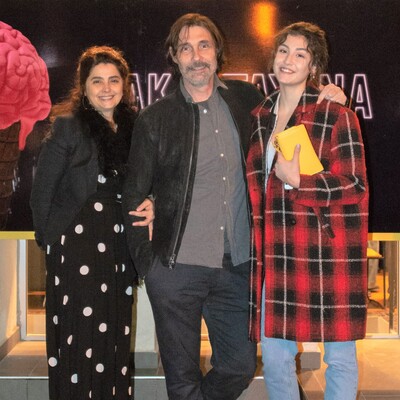 Kızı da oyuncu oluyor